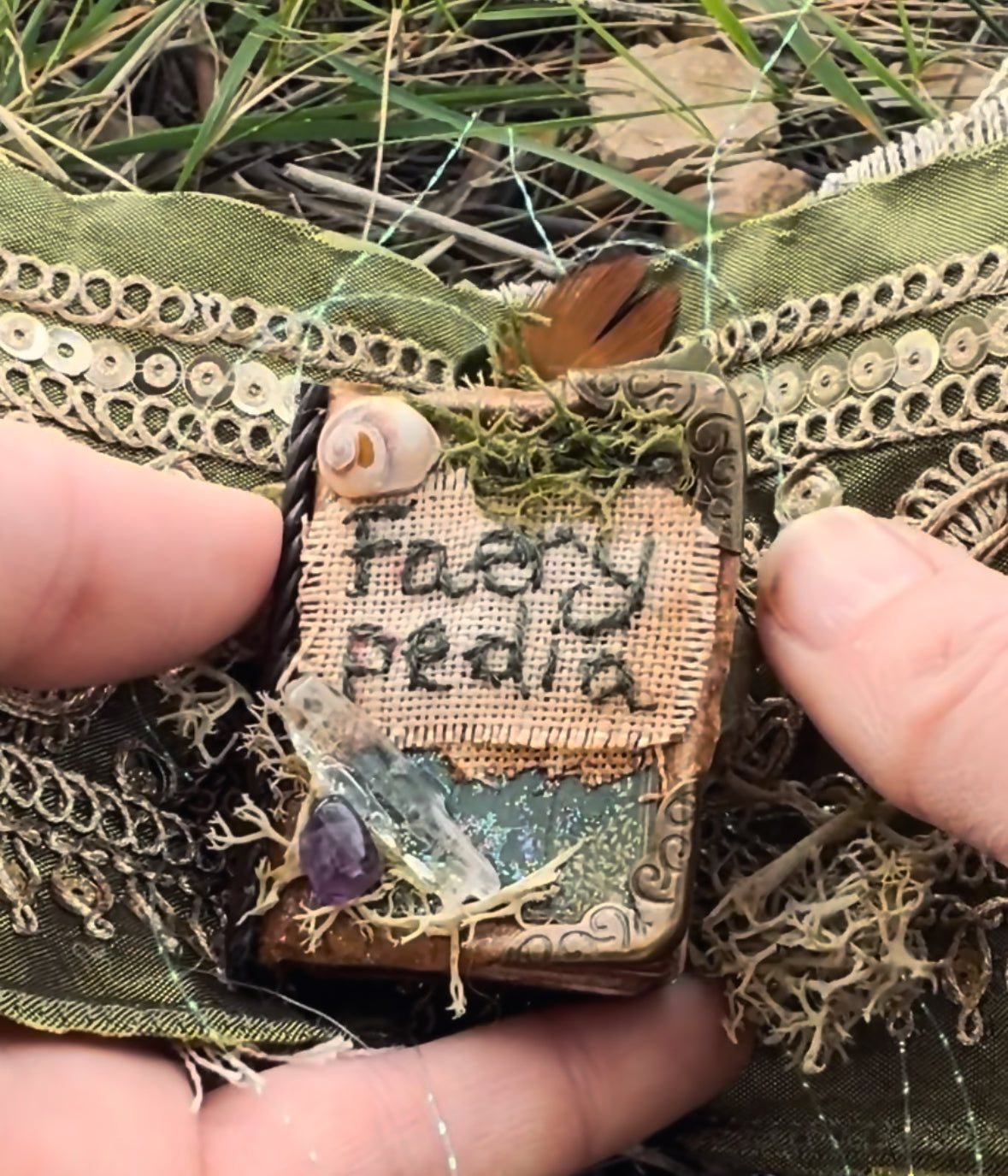 FAERYPEDIA✨Enchanted book necklace. ✨FREE SHIPPING✨
