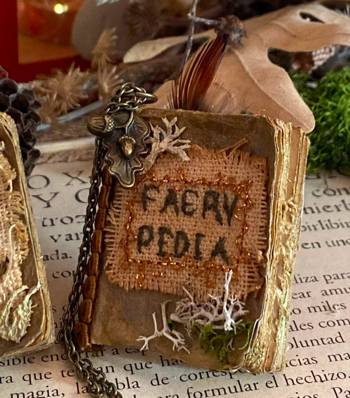 FAERYPEDIA✨Enchanted book necklace. ✨FREE SHIPPING✨
