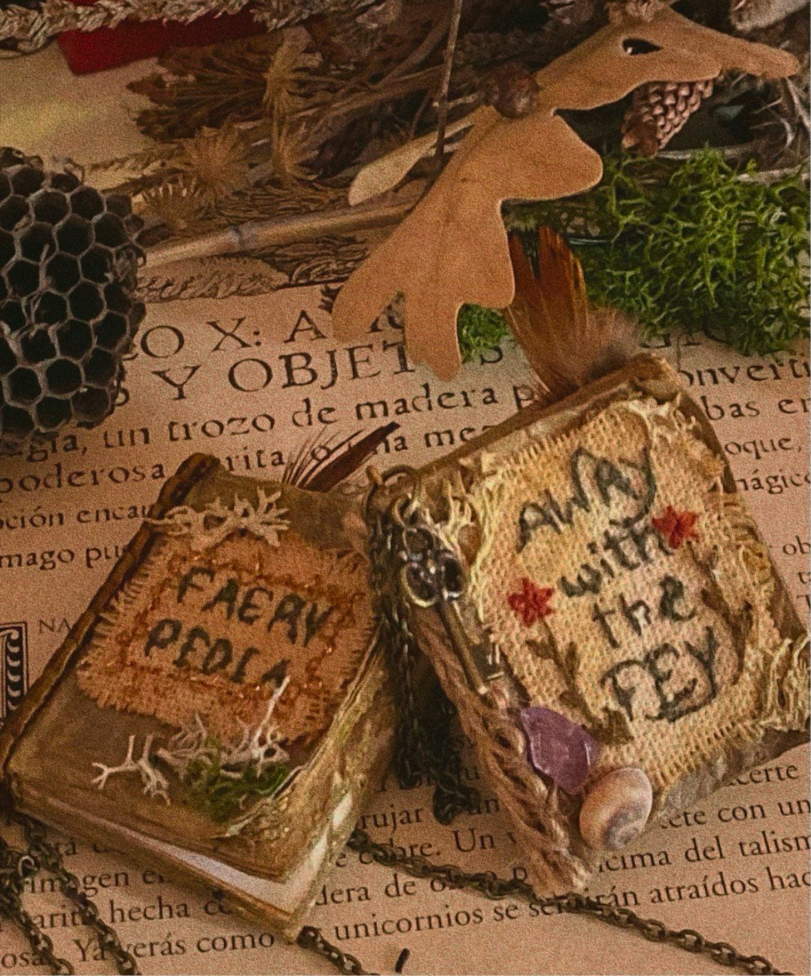 FAERYPEDIA✨Enchanted book necklace. ✨FREE SHIPPING✨
