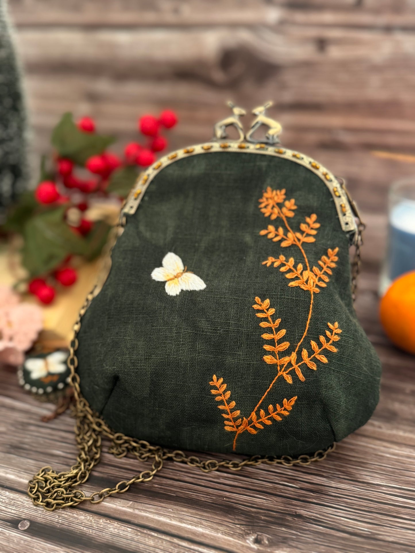 ✨Only 1✨Winter Whispers Embroidered Clutch