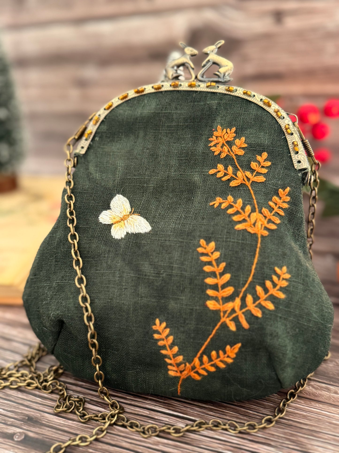 ✨Only 1✨Winter Whispers Embroidered Clutch