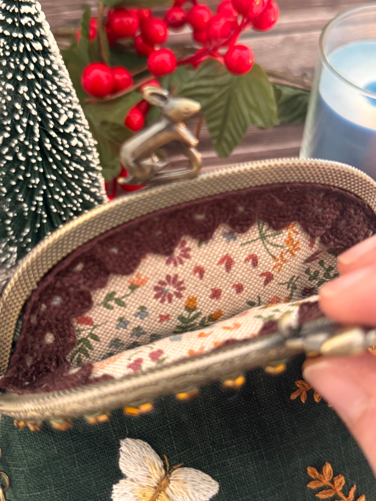 ✨Only 1✨Winter Whispers Embroidered Clutch